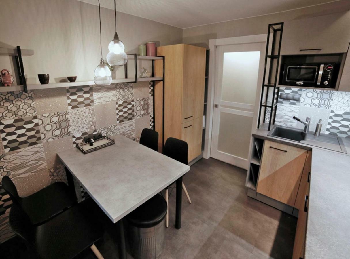 Great Location, Stylish Apartment Jurmala Exterior photo